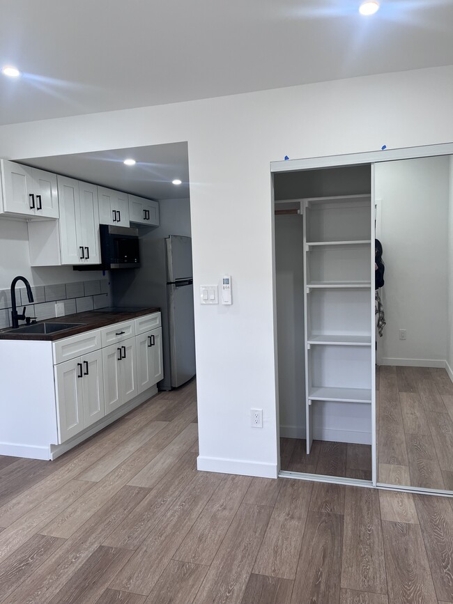 Foto del edificio - Wilos LLC