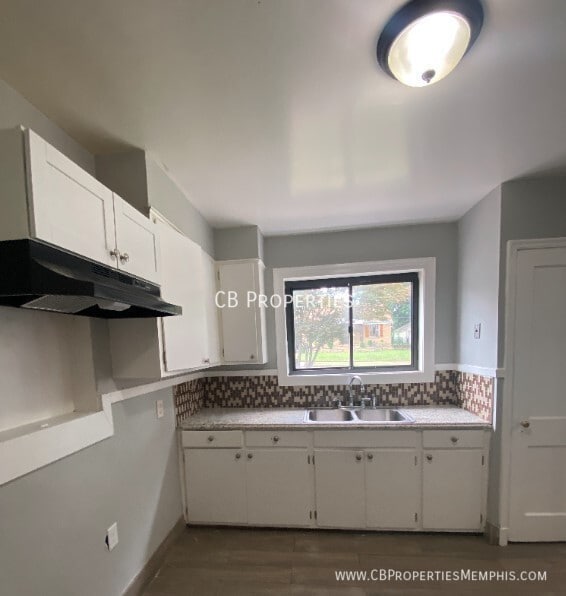 Building Photo - 3400 Hadley Rd