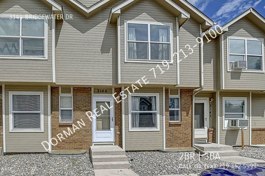 Townhome conveniently located House for Rent in Colorado Springs, CO