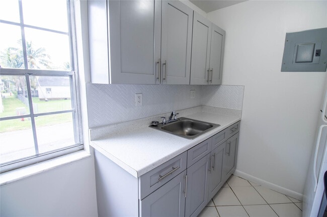 Foto del edificio - 1505 SW 2nd St