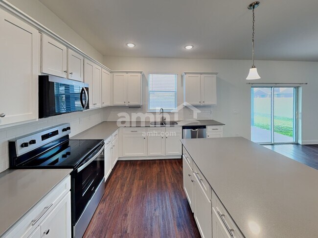 Building Photo - 2805 Ponds Trl