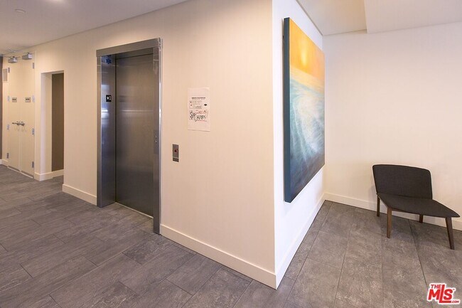 Foto del edificio - 938 Orange Grove Ave