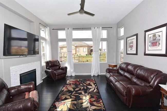 Family room - 8782 Windy Plains Ct