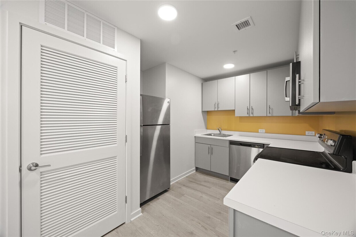 Foto principal - 56 Prospect St