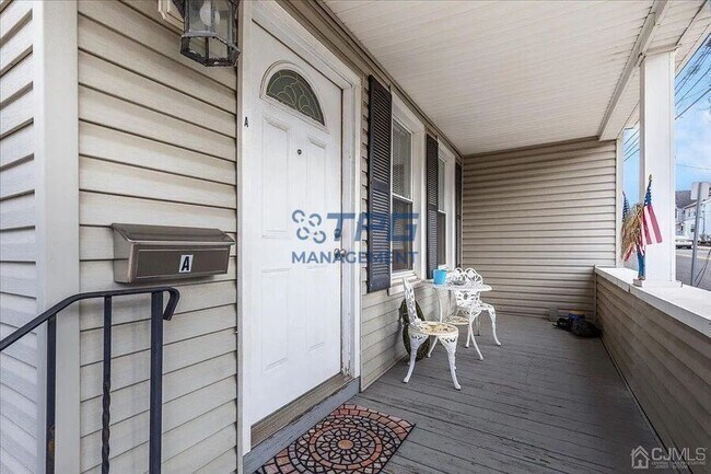 Foto del edificio - 243 Cedar St