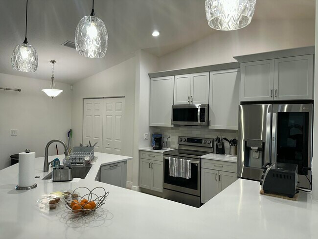 Foto del edificio - 3942 SW Jarmer Rd