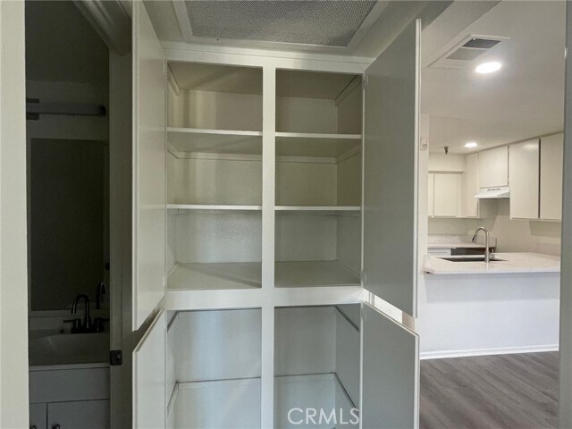 Foto del edificio - 3830 Avenida Del Presidente