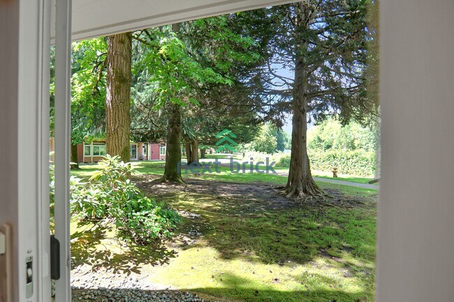 Building Photo - Spacious 1 Bed 1 Bath Condo for Rent!