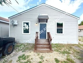 Building Photo - 2702 Observation Dr