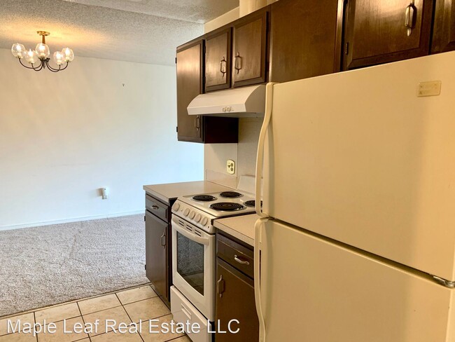 2 br, 1 bath House - 7064 35th Ave NE Unit 11 photo'