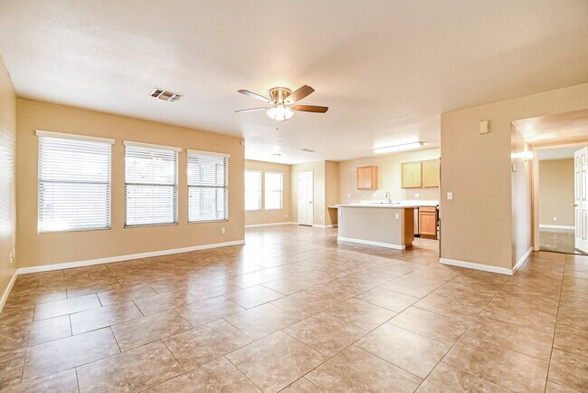 Foto del edificio - 775 W Aviary Way