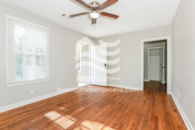 Building Photo - 5004 W 31st St