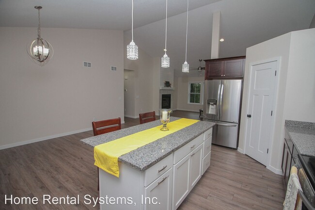 Foto del edificio - 4 br, 4 bath House - 85 Maple Island Road