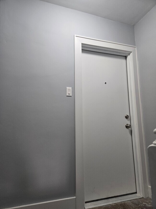 Foto del edificio - 229 Columbia Ave