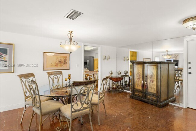 Foto del edificio - 210 Seaview Dr