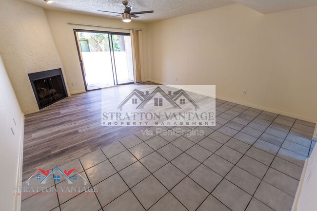 Foto del edificio - 2165 E University Dr