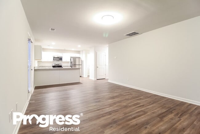 Building Photo - 432 Pollyanna Dr