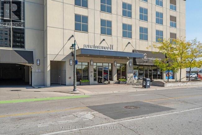 Building Photo - 330-1330 Ridout St N