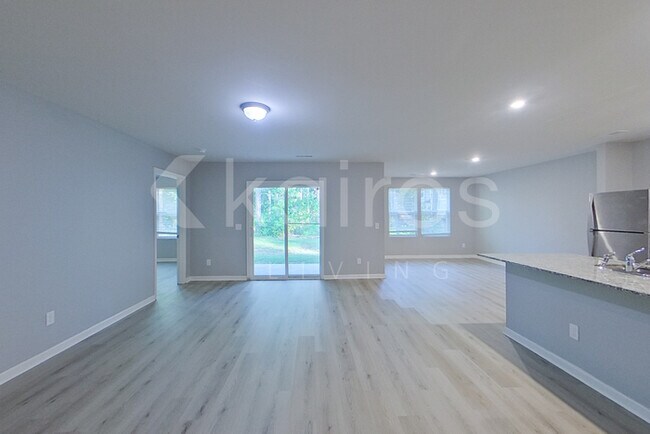 Foto del edificio - 2519 Upland Cir