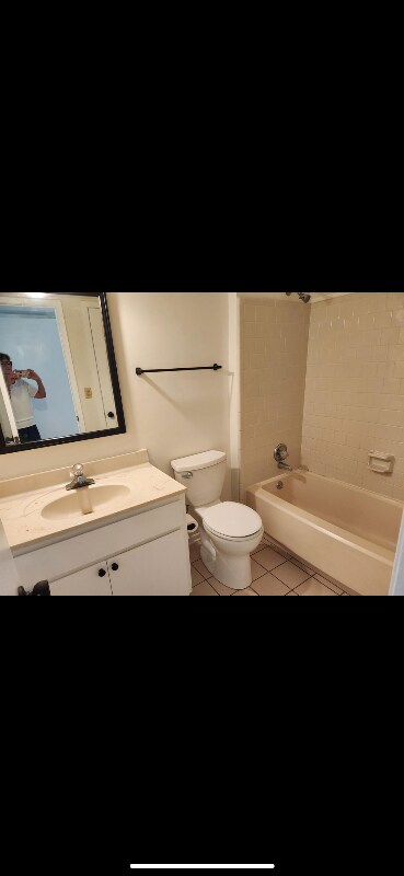 Building Photo - 129 4th Ave