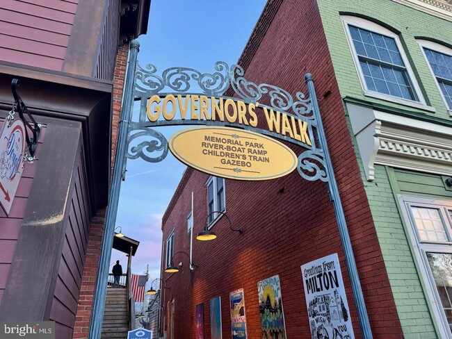 Building Photo - 109-109 Union St