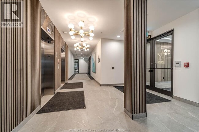 Building Photo - 3817 Howard Ave