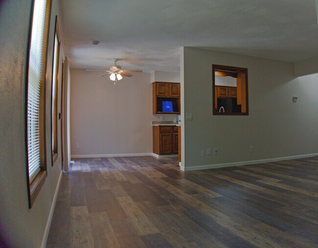 Building Photo - 2934 Cimarron Trl