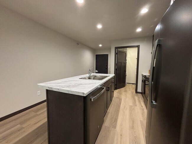 Foto del edificio - WestSide Apartments