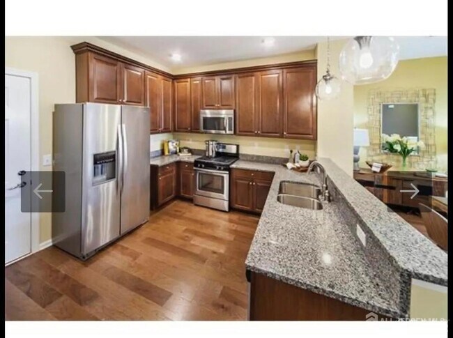 Foto del edificio - 1513 Hudson Cir