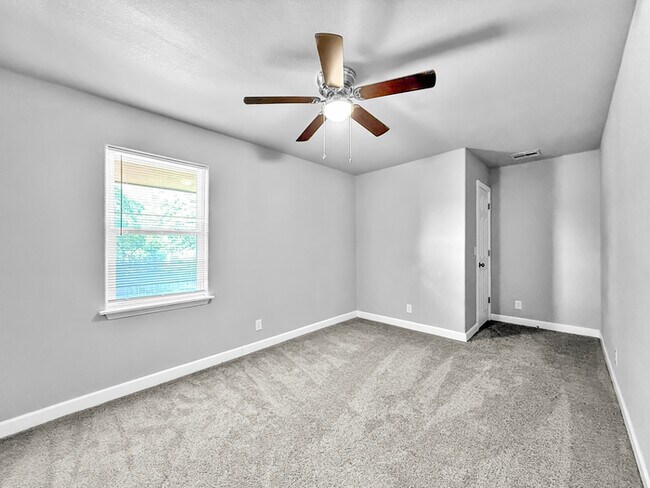 Foto del edificio - 3455 E 75th Pl