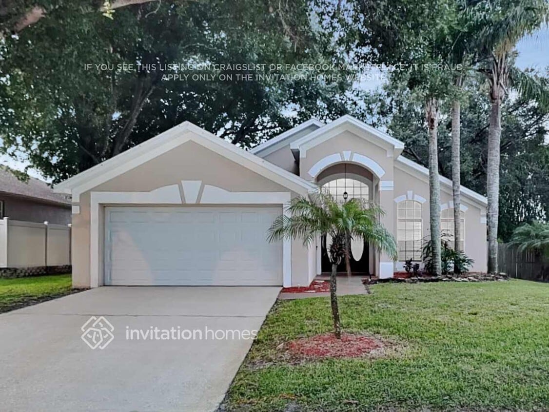 Foto principal - 33 Valleywood Dr