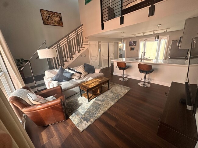 Photo - 807 18th Ave S (Nashville, TN) Apartment