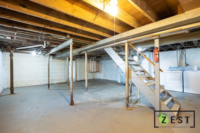 Building Photo - OPEN HOUSE SATURDAY DECEMBER 21st 11:am to...