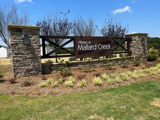 Foto del edificio - 3BD/2.5BTH Townhome – Villages at Mallard ...