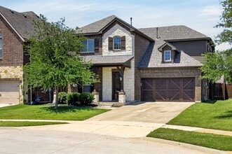 Building Photo - 10204 Marathon Ct