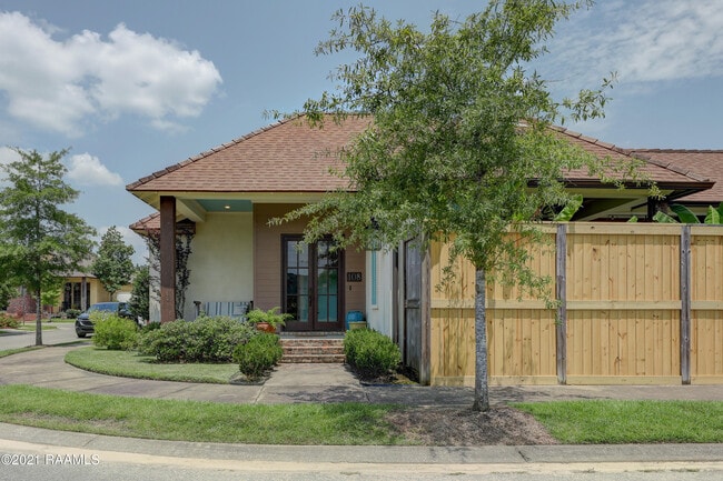 Building Photo - 108 Beaulac Ln