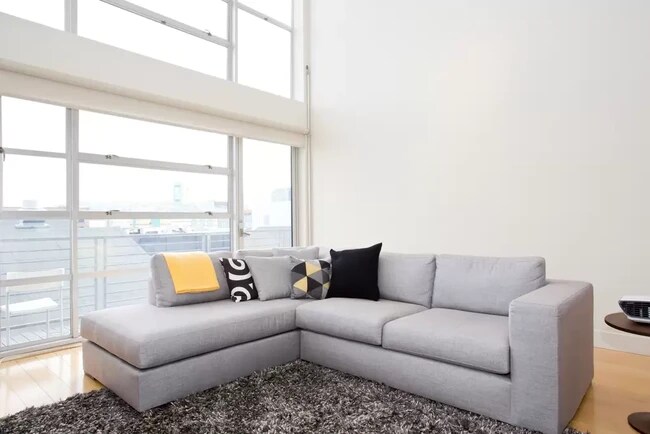 Living room - 1221 Harrison St