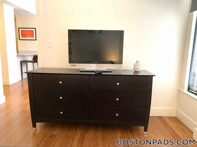 Foto del edificio - 8 Winter St