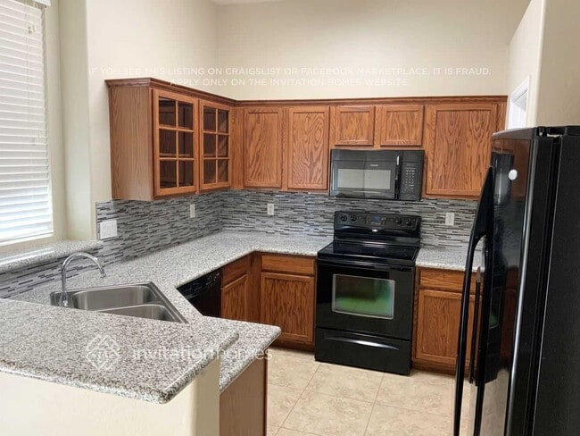 Foto del edificio - 1181 W Fruit Tree Ln