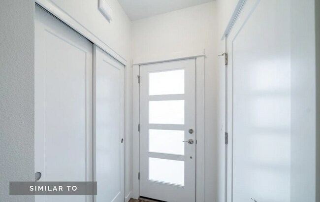 Foto del edificio - Newer South Salem Townhome - 2 Bedroom Plu...