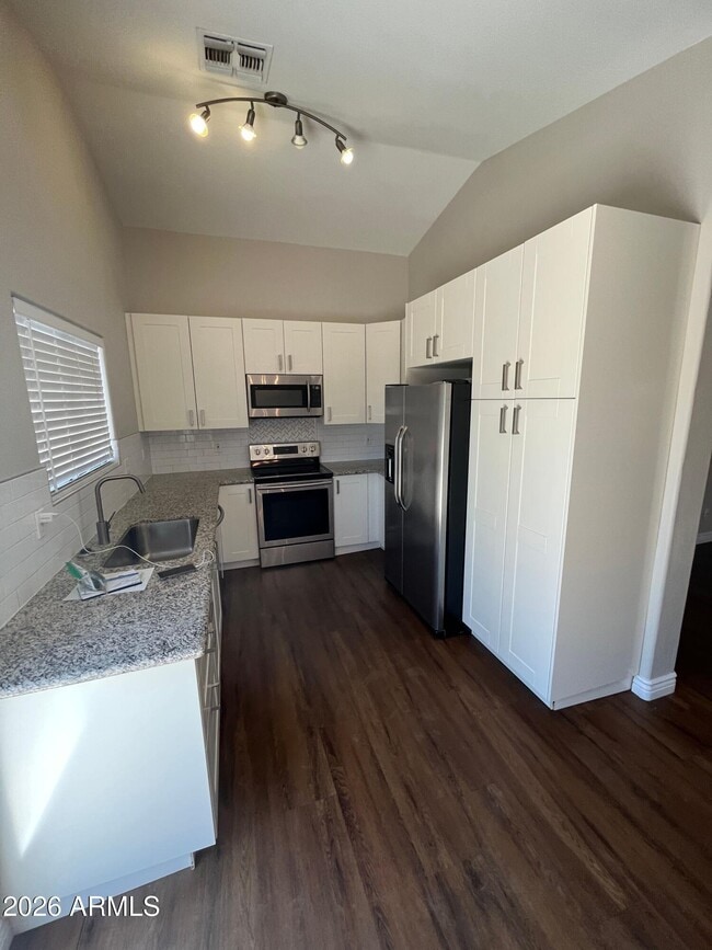 Foto del edificio - 13589 W Ocotillo Ln