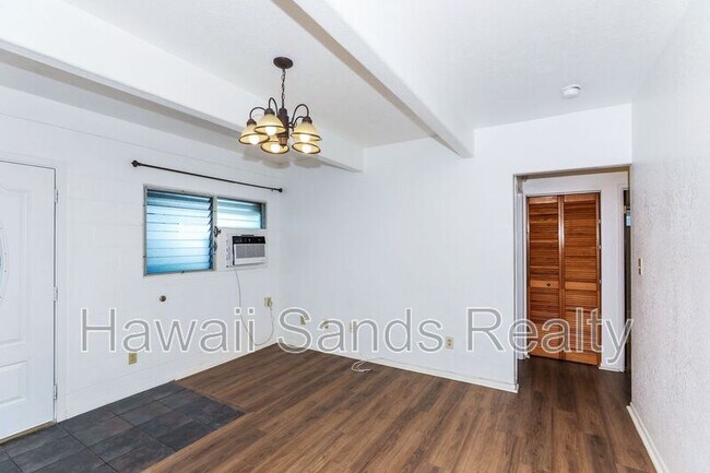 Foto del edificio - 3331 Hayden St