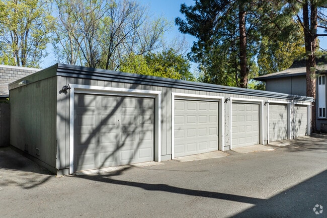 Garage - Sycamore Green Apartments