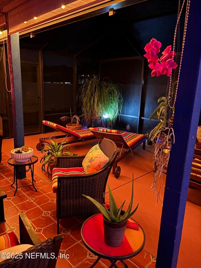 Foto del edificio - 1494 Blues Creek Dr