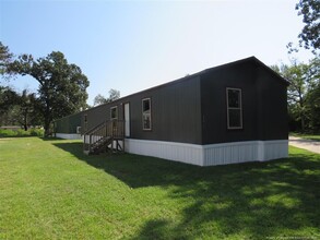 Building Photo - 1649 Britania Rd