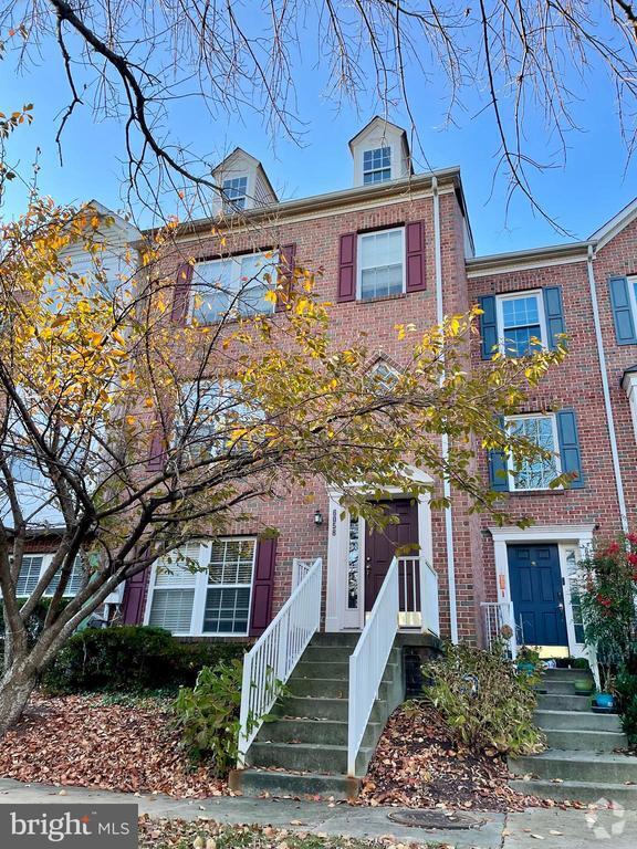 Building Photo - 6058 Signal Flame Ct
