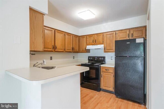 Foto del edificio - 804 Foxmeadow Dr