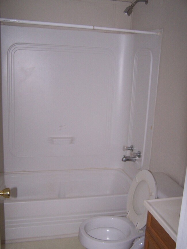 Foto del edificio - 143 Jordyn Layne Dr