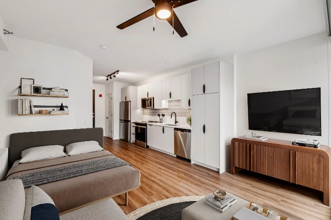 Photo - 167 W Kinzie St Apartment