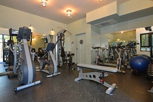 Foto principal - 1612 Ninth Ave